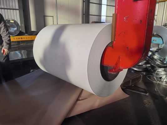 3-8MT لون مغلفة بطاقة الفولاذ 600mm-1250mm العرض للصناعية