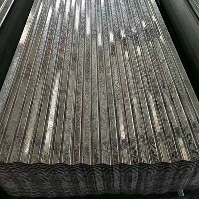 0.13-0.5mm Gi صفيحة السقف المموجة ، 60-95HRB صفيحة المعدن المسالجة المموجة
