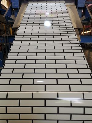 طلاء طلاء الصلب المطبوع بطاقة الملفوف 600mm-1250mm عرض مقاوم للتآكل